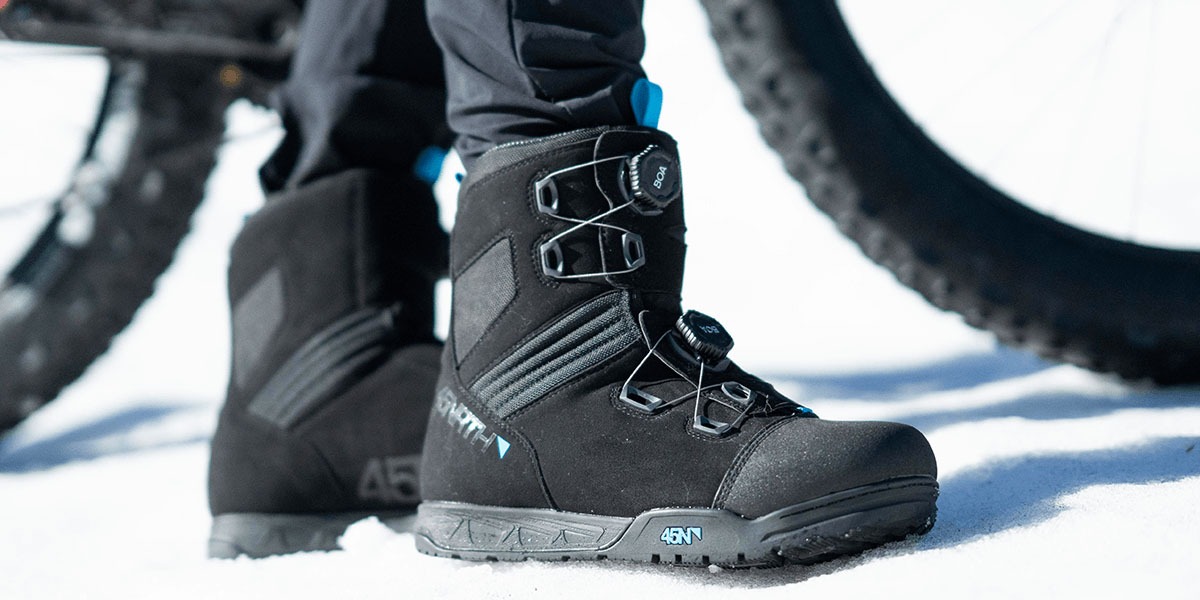 1686855_45N_Footwear_Educational_Blog_Images_1200x600_B-slimC1